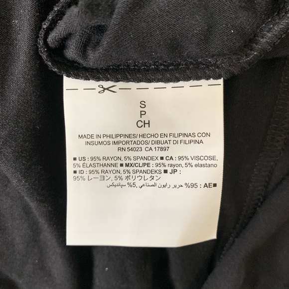 Old Navy Black Cap Sleeve Dress Size Small - Picture 3 of 6